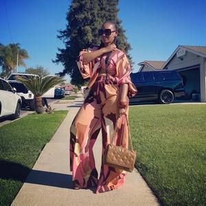 Meet your Posher, Ronika